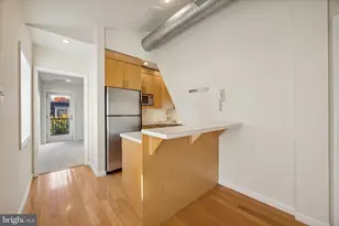 2032 Pine St, Philadelphia, PA 19103 - Photo 5