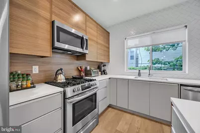 1752 N Bailey Street, Philadelphia, PA 19121 - Photo 13