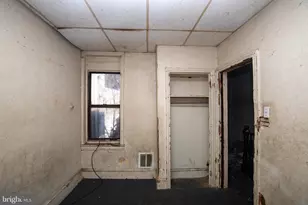 2453 N Bouvier St, Philadelphia, PA 19132 - Photo 11