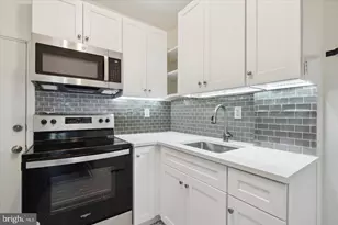 2431 W Seybert St, Philadelphia, PA 19121 - Photo 7