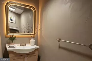 24 W Johnson St, Philadelphia, PA 19144 - Photo 5