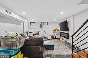 426 Cross St, Philadelphia, PA 19147 - Photo 35