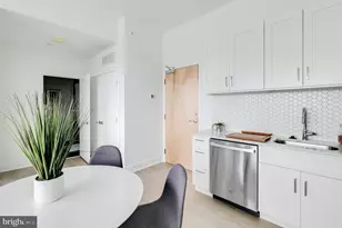 2201 Washington Ave, Philadelphia, PA 19146 - Photo 15