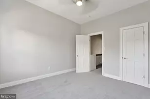 1930 Pierce St, Philadelphia, PA 19145 - Photo 9