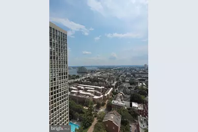 210 Locust Street #22CW, Philadelphia, PA 19106 - Photo 9