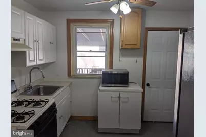 317 Saint Vincent Street, Philadelphia, PA 19111 - Photo 7