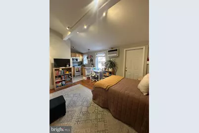 910 Clinton Street #3R, Philadelphia, PA 19107 - Photo 1