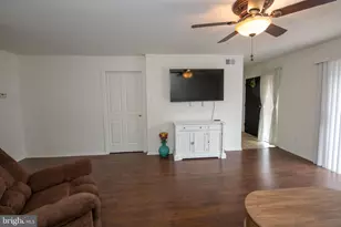 11885 Academy Rd, Philadelphia, PA 19154 - Photo 5