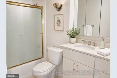 604 S Washington Square #2411, Philadelphia, PA 19106 - Photo 17