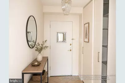 604 S Washington Square #2411, Philadelphia, PA 19106 - Photo 7