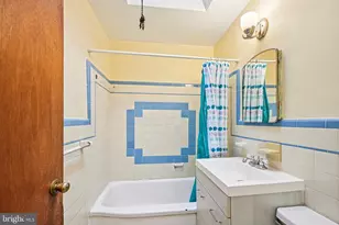 1038 E Howell St, Philadelphia, PA 19149 - Photo 21