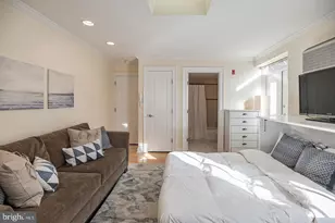 1716 Pine St, Philadelphia, PA 19103 - Photo 17