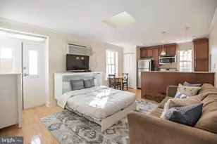 1716 Pine St, Philadelphia, PA 19103 - Photo 3