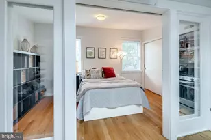 1320 Pine St, Philadelphia, PA 19107 - Photo 5