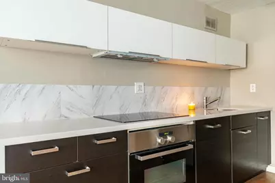 224 W Rittenhouse Square #1618, Philadelphia, PA 19103 - Photo 9