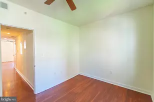 1431 Lombard St, Philadelphia, PA 19146 - Photo 11
