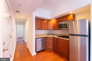 1431 Lombard St, Philadelphia, PA 19146 - Photo 3