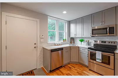 2535 Annin Street, Philadelphia, PA 19146 - Photo 3