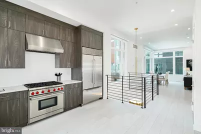 142R S Front Street, Philadelphia, PA 19106 - Photo 3