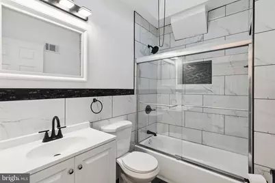 2242 S Bonsall Street, Philadelphia, PA 19145 - Photo 15