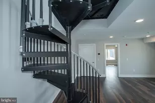 817 N 20th St, Philadelphia, PA 19130 - Photo 13