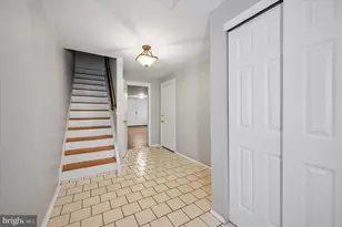 804 Keely Pl, Philadelphia, PA 19128 - Photo 9