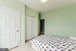 109 Surgeon General Ct, Philadelphia, PA 19146 - Photo 33