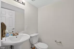 1017 S Dorrance St, Philadelphia, PA 19146 - Photo 25