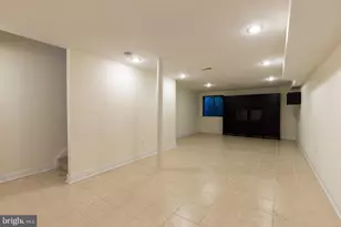 1017 S Dorrance St, Philadelphia, PA 19146 - Photo 11