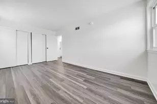 10840 Rennard St, Philadelphia, PA 19116 - Photo 9