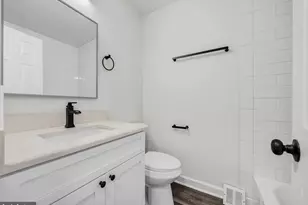 10840 Rennard St, Philadelphia, PA 19116 - Photo 5