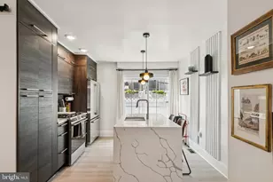 2412 Madison Square, Philadelphia, PA 19146 - Photo 9