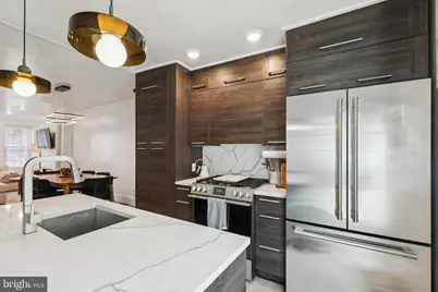 2412 Madison Square, Philadelphia, PA 19146 - Photo 11