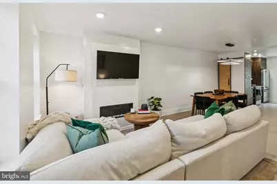 2412 Madison Square, Philadelphia, PA 19146 - Photo 17