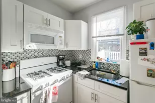 1116 Pine St, Philadelphia, PA 19107 - Photo 3