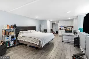 1449 S 32nd St, Philadelphia, PA 19146 - Photo 17