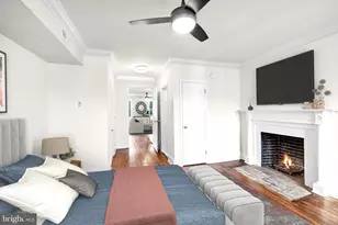 704-6 S Washington Square, Philadelphia, PA 19106 - Photo 5