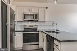 6649 Ridge Ave, Philadelphia, PA 19128 - Photo 5