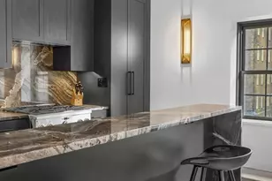 219 S 18th St, Philadelphia, PA 19103 - Photo 15