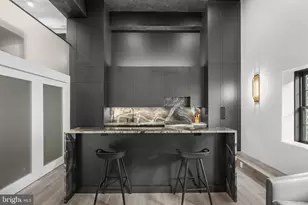 219 S 18th St, Philadelphia, PA 19103 - Photo 9