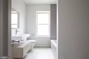 238 Fairmount Ave, Philadelphia, PA 19123 - Photo 19