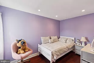 843 N Bambrey St, Philadelphia, PA 19130 - Photo 15