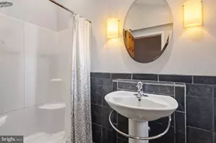 1312 S Alder St, Philadelphia, PA 19147 - Photo 19