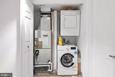 301 Race Street #C002, Philadelphia, PA 19106 - Photo 19