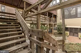 301 Race St, Philadelphia, PA 19106 - Photo 25