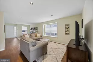 270 Ripka St, Philadelphia, PA 19127 - Photo 7