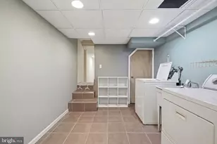 455 Fairmount Ave, Philadelphia, PA 19123 - Photo 9