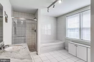 1714 Rittenhouse Square, Philadelphia, PA 19103 - Photo 11