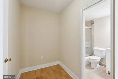 2101 Chestnut Street #722, Philadelphia, PA 19103 - Photo 9
