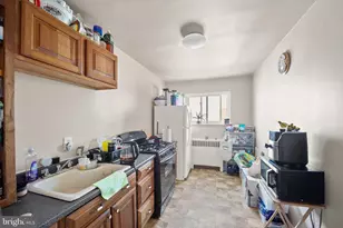 6322 Sylvester St, Philadelphia, PA 19149 - Photo 7